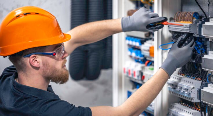 Electrician Jobs in Italy
