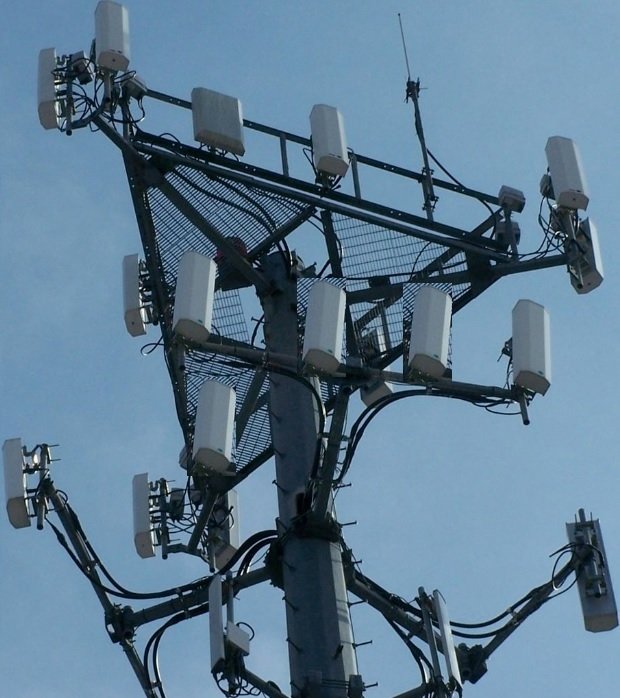 A 5G cellular antenna tower — the PTA warns of subscriber data theft and location tracking risks in 5G networks