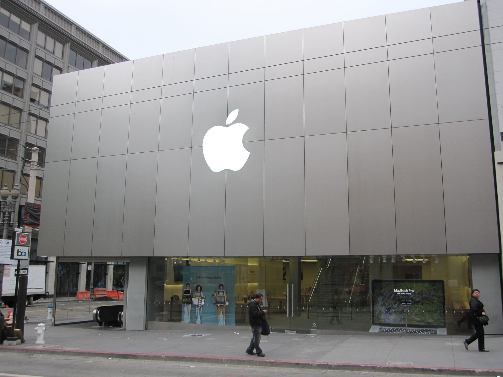 Apple Store in Los Angeles