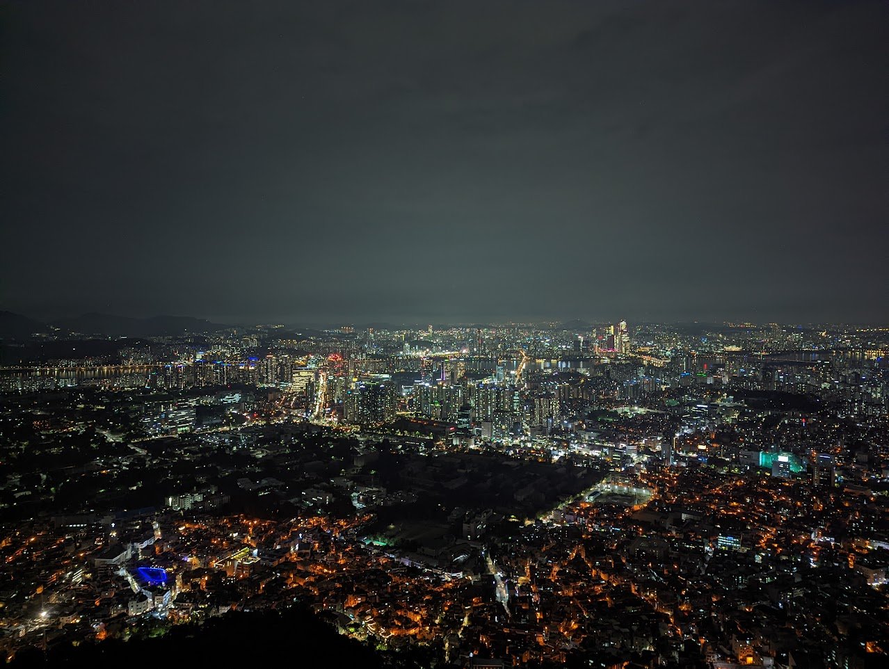 Seoul night skyline — the South Korean capital where Pakistan’s IT minister spoke at the Global Digital and AI Summit (illustrative)