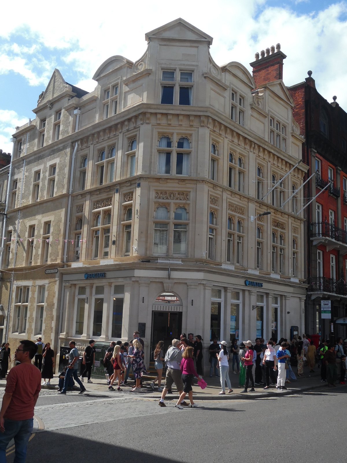 Barclays branch in Windsor amid wider banking job cuts