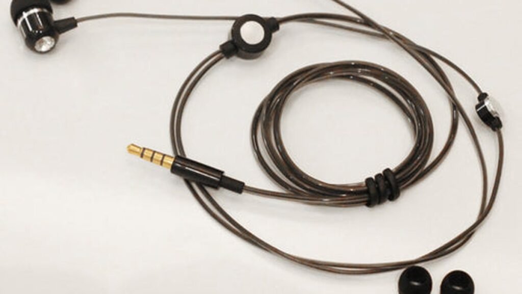 Best Handsfree in Pakistan 2026 — Wired Earphones Price & Reviews