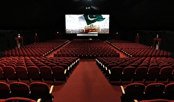 Pakistani cinema audience — Mango Jutt and the struggle of local cinemas