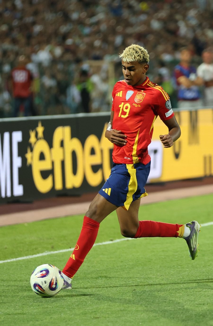 Lamine Yamal: the Barcelona winger is a key figure for El Clasico 2026