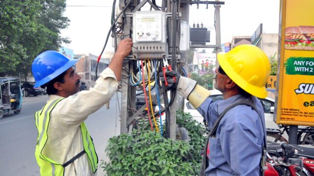 Govt Bans Manual Detection Bills: DISCOs Ordered to Bill Consumers Through Online Portal Only