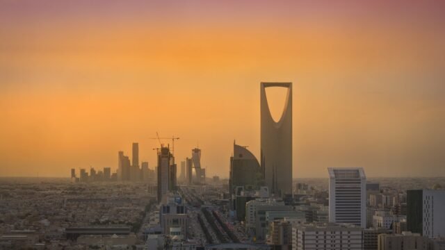Saudi Arabia Postpones ‘Davos in the Desert’ Investment Summit to 2027 Amid Houthi Attacks