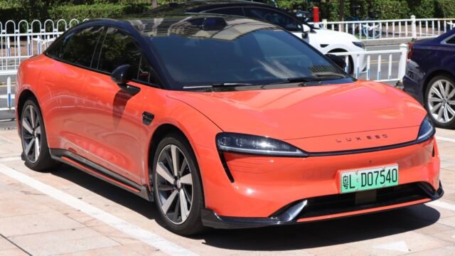 Nishat Group and LUXEED Sign Strategic MoU to Bring Premium Huawei-Backed EVs to Pakistan