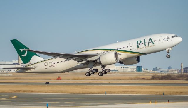 Pakistan, Maldives Move to Launch Direct Flights as Trade Target Set at $200 Million