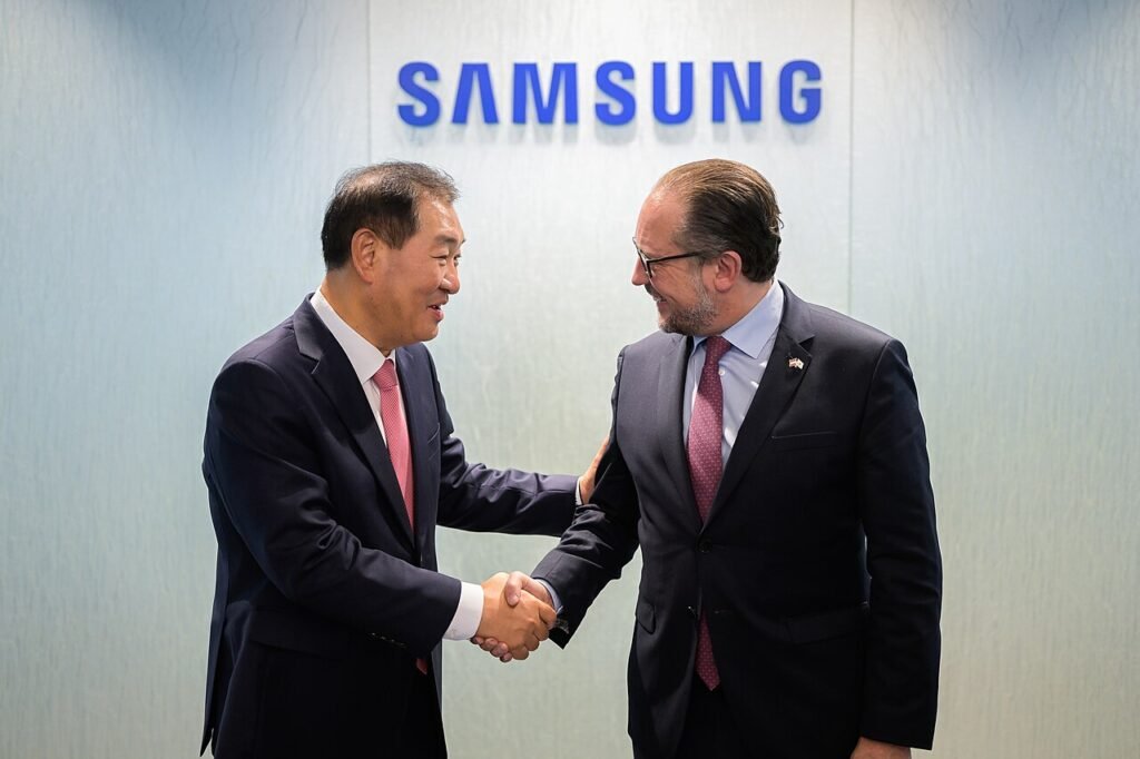 Samsung and Jazz Sign Strategic Partnership in South Korea to Bring Affordable Galaxy AI Phones to Pakistan