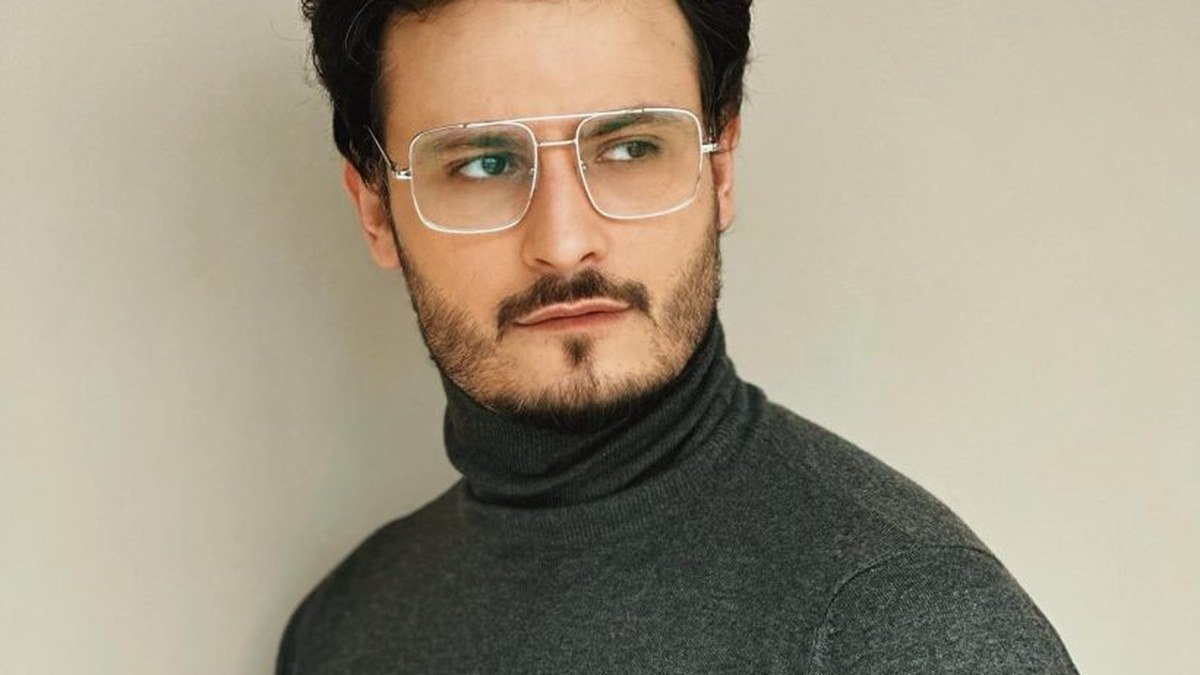 Usman Khalid Butt: Biography, Dramas and Latest News
