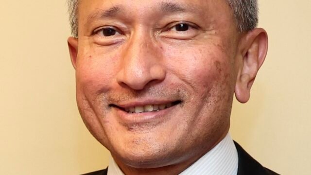 Singapore, Pakistan Discuss Resuming Direct Flights as Balakrishnan Meets Dar in Islamabad